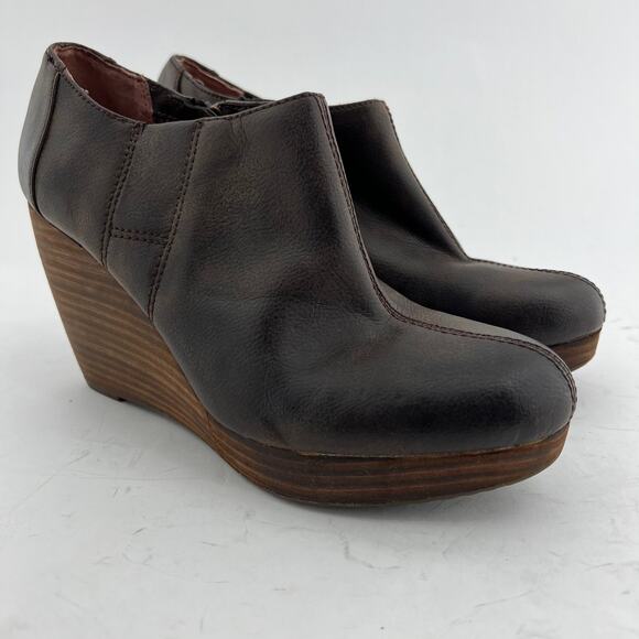 Dr. Scholls (9) Expresso Brown Faux Leather Stacked Wedge Heel Ankle Boots - Picture 2 of 11